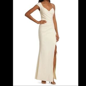 NWT Chiara Boni One-Shoulder Front-Slit Wrap Gown Size 4 $995